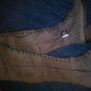 Gray Womens Sz 10 Boots